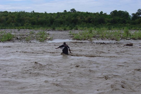 In der Region Suai treten während der Regenzeit auch regelmäßig die Flüsse über die Ufer (Foto: Maria Tschanz)