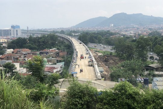 Bau der Hochgeschwindigkeitsbahn in Bandung © Joanna Klabisch