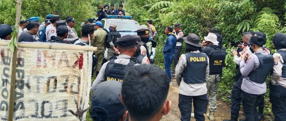 Protest Geothermiekraftwerks Ulumbu Poco Leok